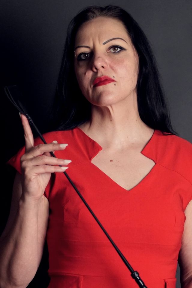 Madame Eve Astra - B-Tempelhof